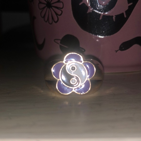 H&M Ying Yang chunky ring - Picture 2 of 4